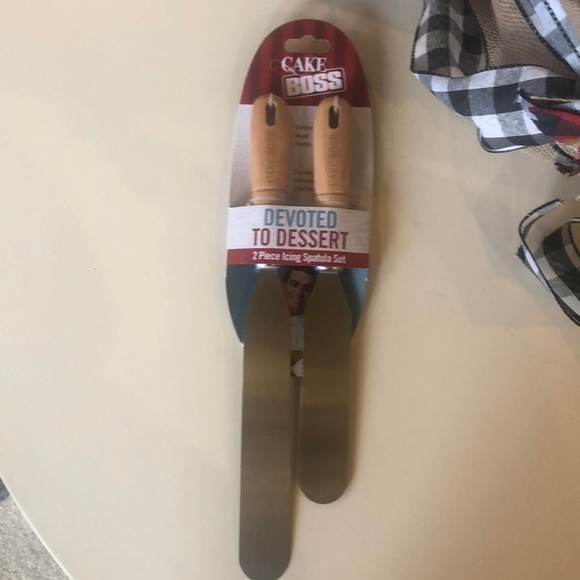 cake Boss 2 Piece Icing Spatula Set - Picture 1 of 4